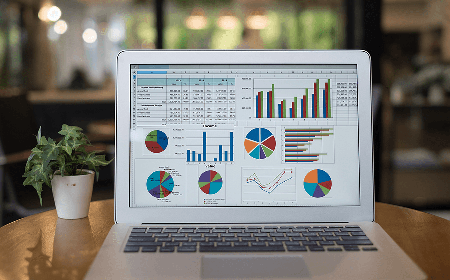 accounting erp dashboard on laptop